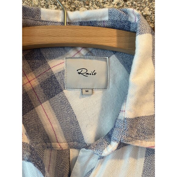 Rails Plaid pink and blue button up top Sz M - Picture 3 of 8